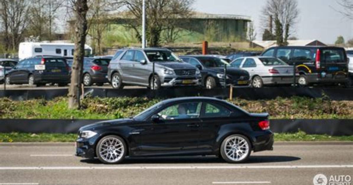 M 1 E6 37290946024176242157812271662556112631162156812471152156892666269133811613